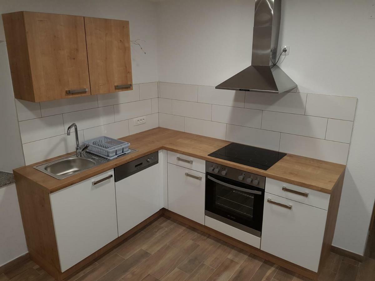 Apartmaji Zupan Бохиньска-Бела Экстерьер фото