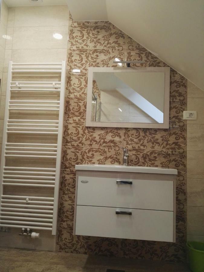 Apartmaji Zupan Бохиньска-Бела Экстерьер фото