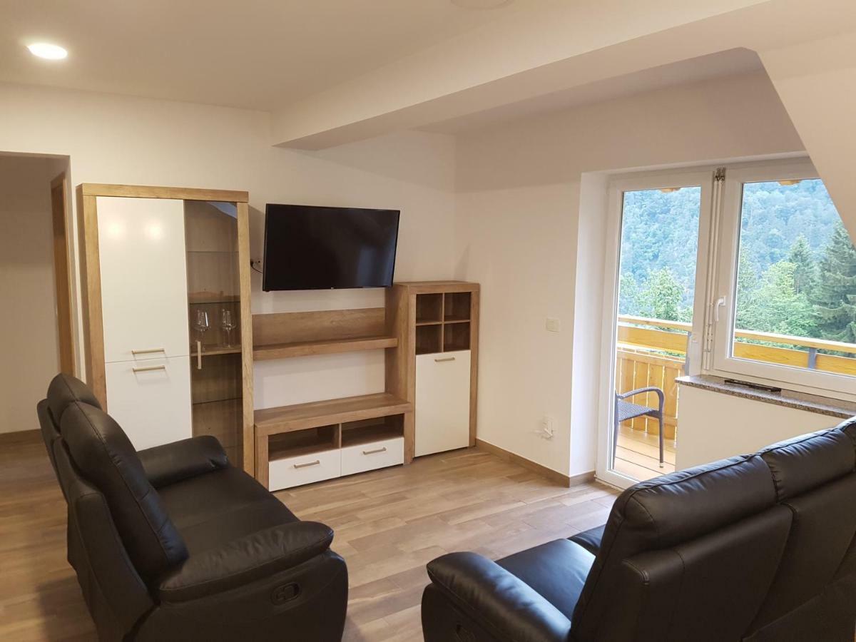 Apartmaji Zupan Бохиньска-Бела Экстерьер фото